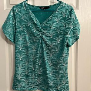 LuLaRoe Elegant Collection—Mary Top Medium
